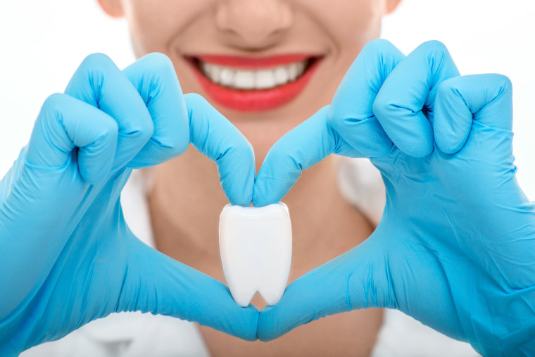 Mittelpunkt der Zahnarztpraxis am Flughafen München sind Sie und Ihre Zähne